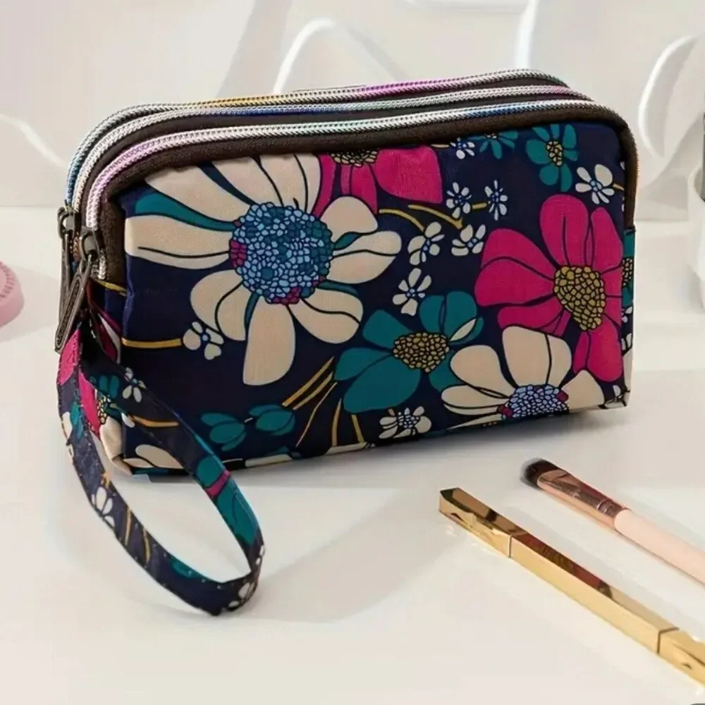 Flower wristlet‎ wallet Zip Makeup bag